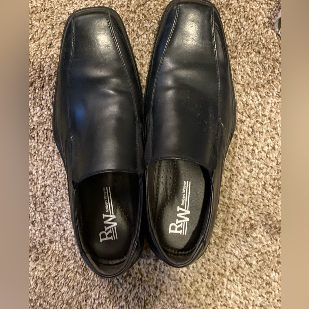 Mens dress shoes